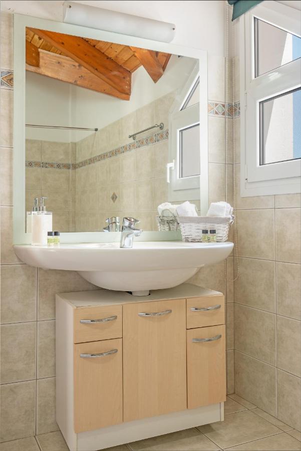 Grand Square Apartment Argostoli  Ngoại thất bức ảnh